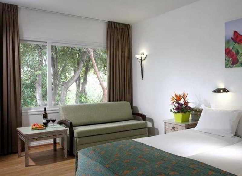 Nir Etzion Resort Ein Hod Экстерьер фото